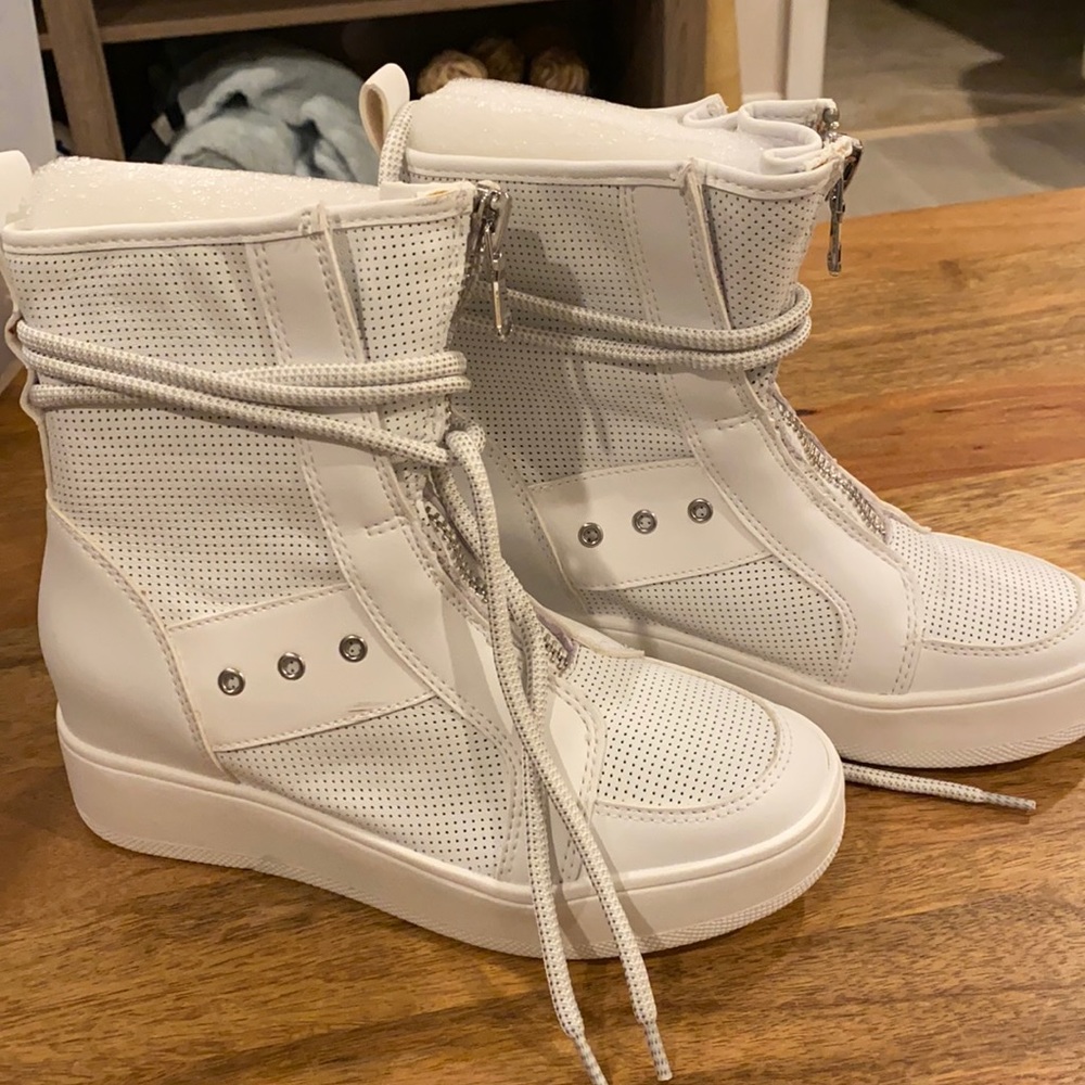 Steve Madden Wedge White Leather Boot - image 1